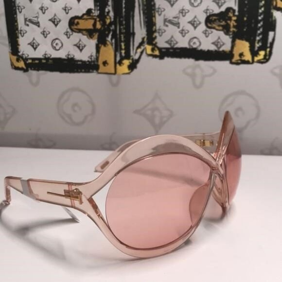 New Authentic Tom Ford Pink Sunglasses TF902 72y - Picture 12 of 12
